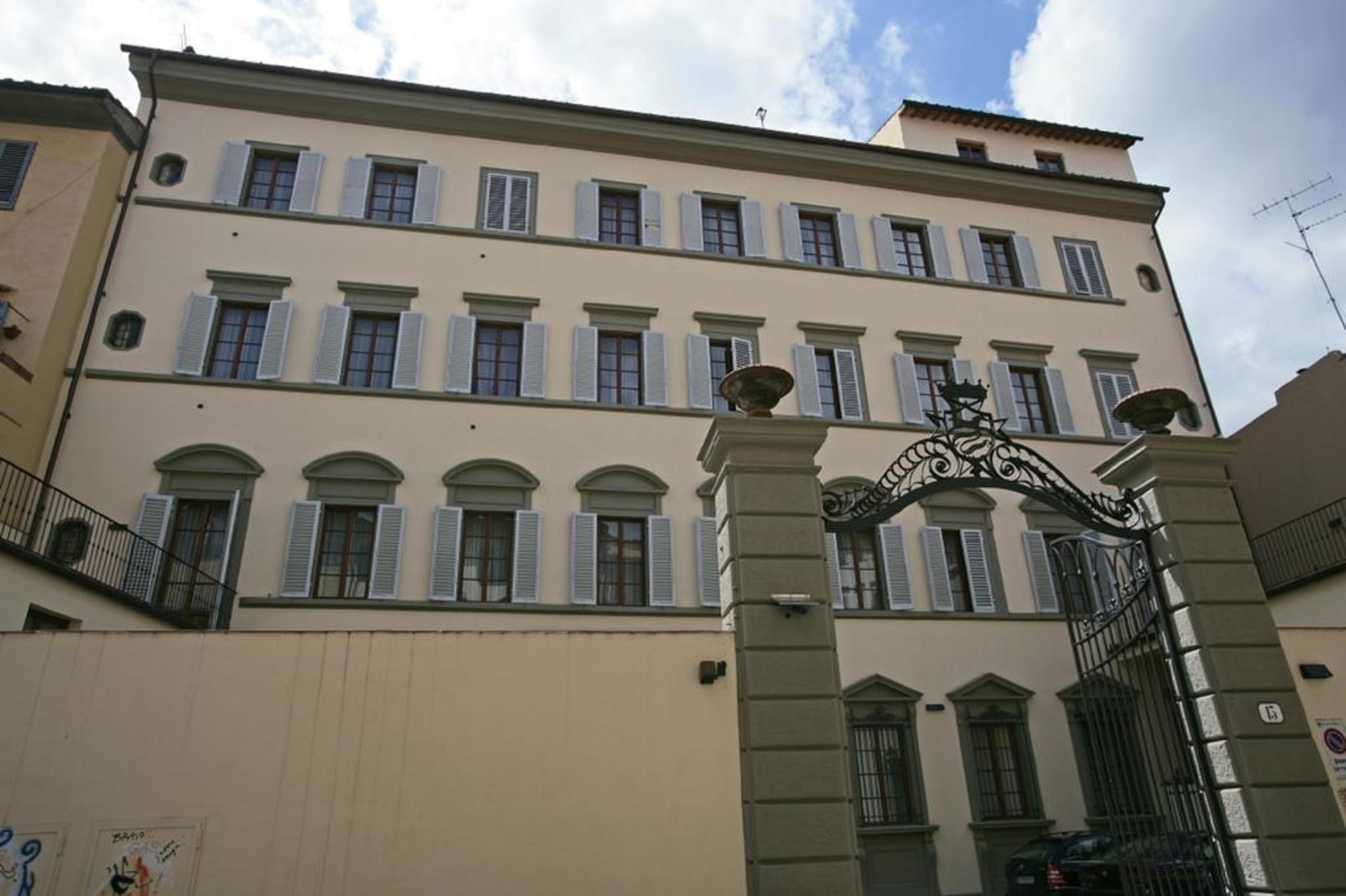 Palazzo Dei Ciompi Suites Florence Luaran gambar